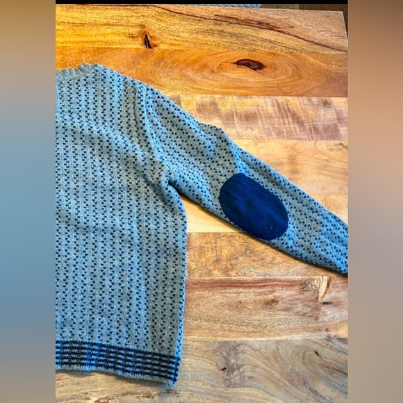 Grayers Light Blue Textured Crewneck Sweater - Picture 3 of 4